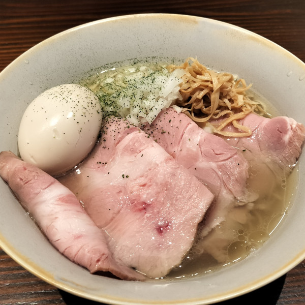 「特製 潮そば + 和え玉 煮干」@大磯 海そばの写真