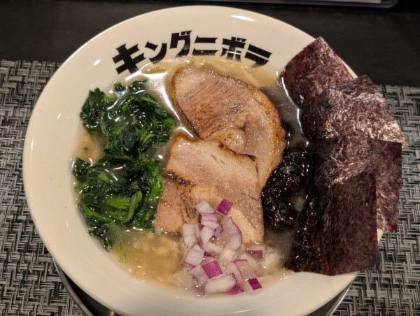 「家系煮干し怪獣イエギラス」@キングニボラの写真