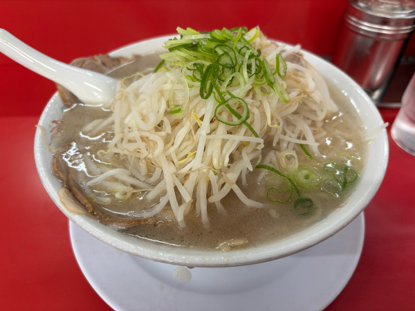 「特製大盛りラーメン 950円」@ラーメン福 知立店の写真