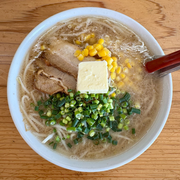 「みそバターコーンラーメン（900円）」@札幌ラーメン えぞっ子 武雄店の写真