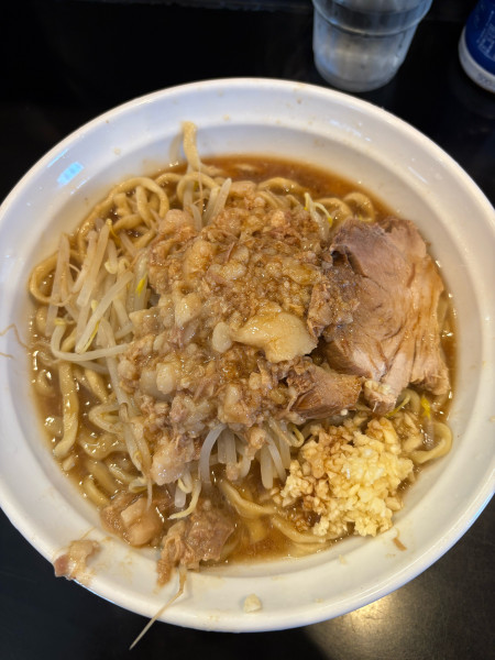 「らーめん300g山盛りネギ」@ラーメン豚温泉の写真