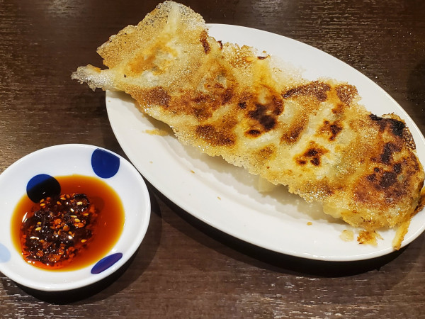 「自家製手工焼き餃子」@裕華楼の写真