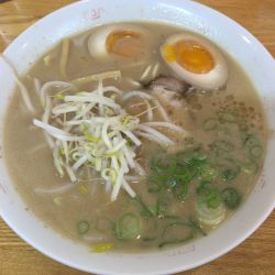 特製煮玉子中華そば（680円）