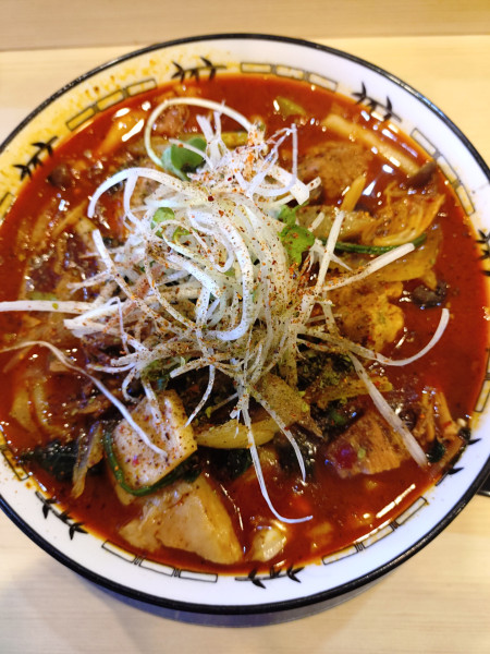 「リア充の麻辣湯麺　1100円」@中華そば すばる食堂の写真