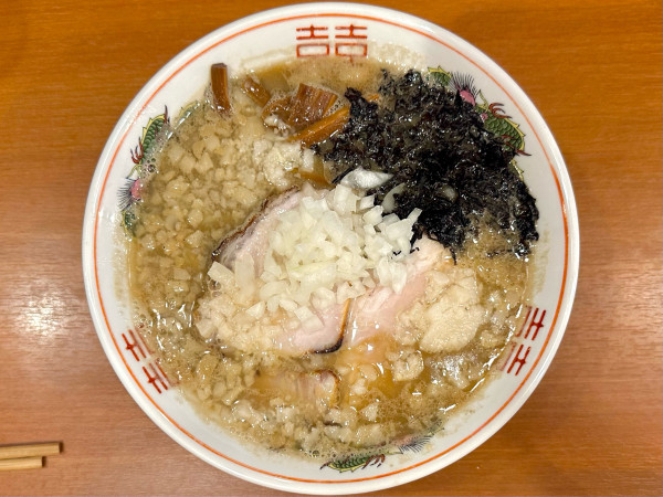 「★＜数量限定1日10杯＞冬 背脂煮干しラーメン🍜¥1,200」@自家製手もみ麺 鈴ノ木の写真