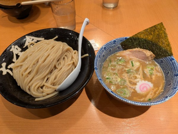 「朝つけめん　大盛」@六厘舎の写真