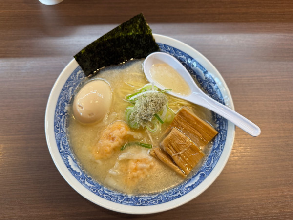 「貝出汁クラシック500円＋味玉100円」@麺彩 餞-hanamuke-の写真