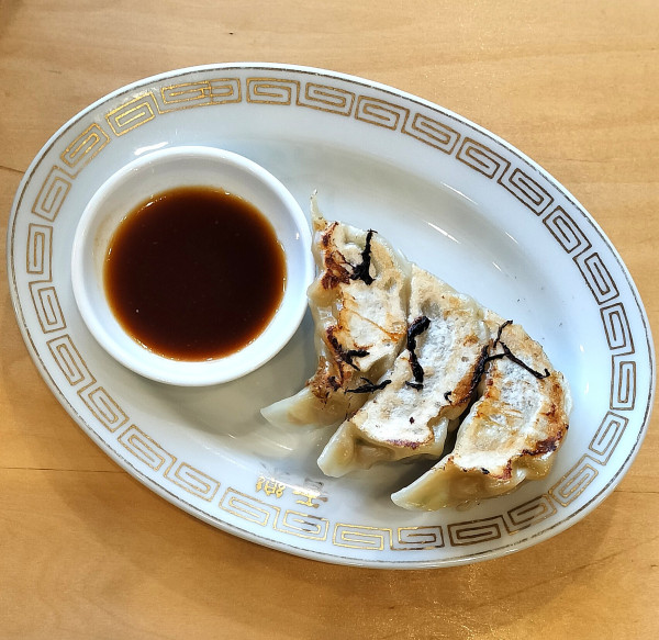 「黄ニラ餃子 200円」@香楽 新安城本店の写真