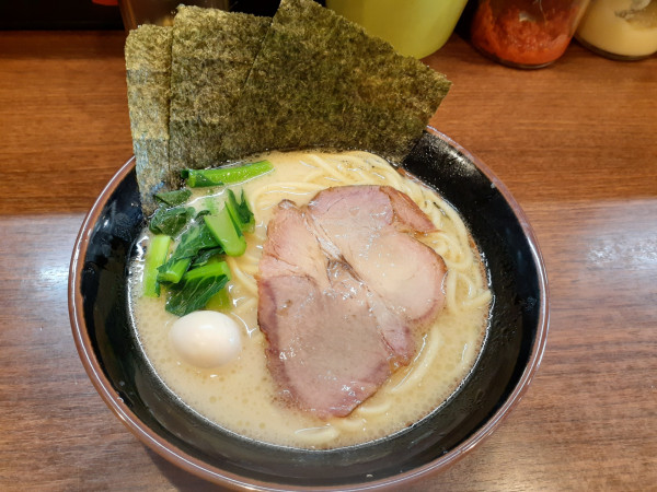 「塩ラーメン」@横浜家系ラーメン 大岡家 鶴川店の写真