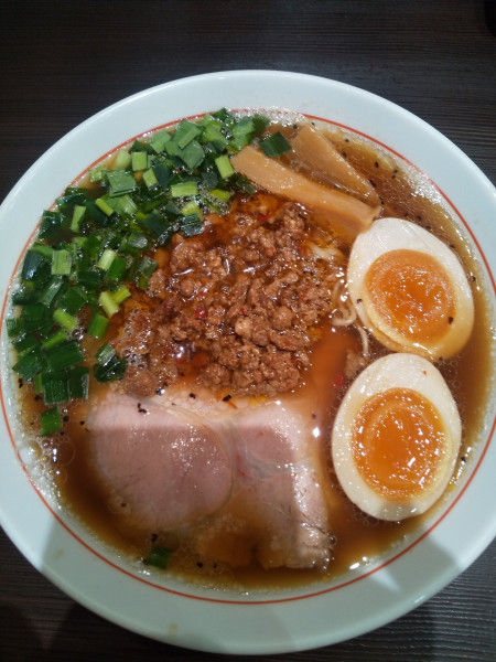 「熟成台湾そば（味玉付き）」@ライトニングファイヤーの写真