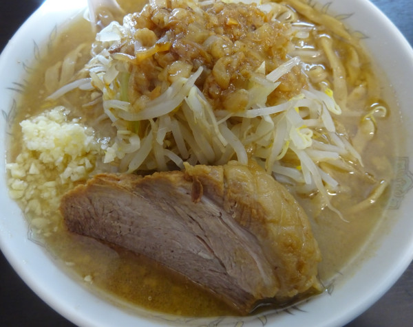 「ラーメン（豚1枚） 900円」@ラーメンたかしの写真