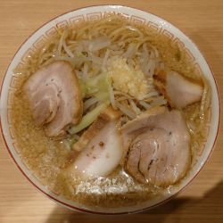 魚郎ラーメン（1,150円）+麺大盛（130円）
