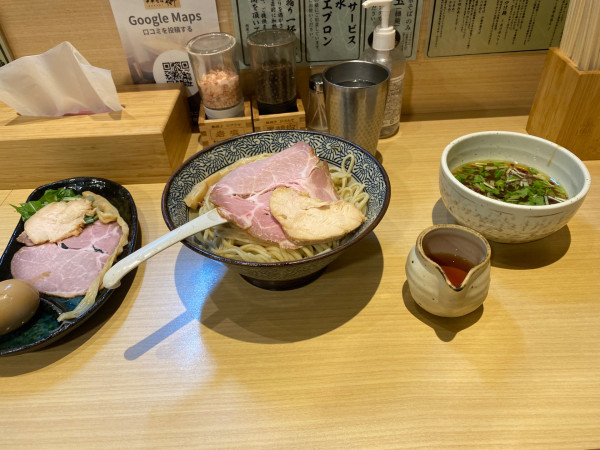 「特製上州地鶏淡麗つけ麺(大盛)」@地鶏と蟹 中華そば 榊の写真