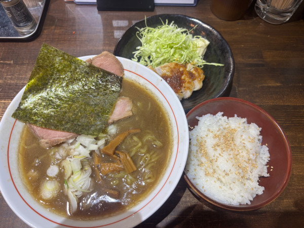 「ニボトンセット」@横浜家系ラーメン つき家の写真