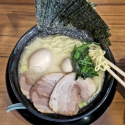 塩MAXラーメン（900円）