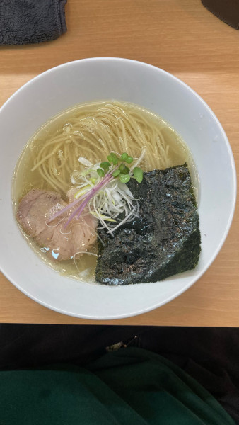 「塩ラーメン 800円 ＋ライス 200円」@ラーメン ヒズミの写真