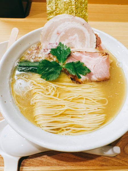 「特中華 静岡地酒と煮干し」@中華そば うお静の写真