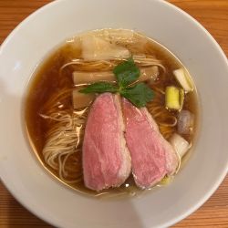 鴨だし醤油ラーメン1030円