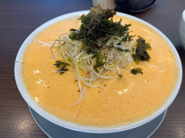 「納豆らーめん(中)+チャーシュー」@麺や 河野の写真