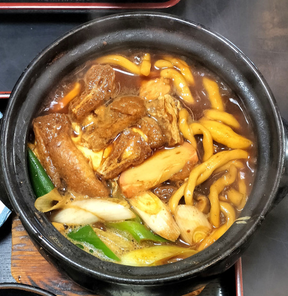 「親子味噌煮込みうどん定食 1300円」@益久の写真