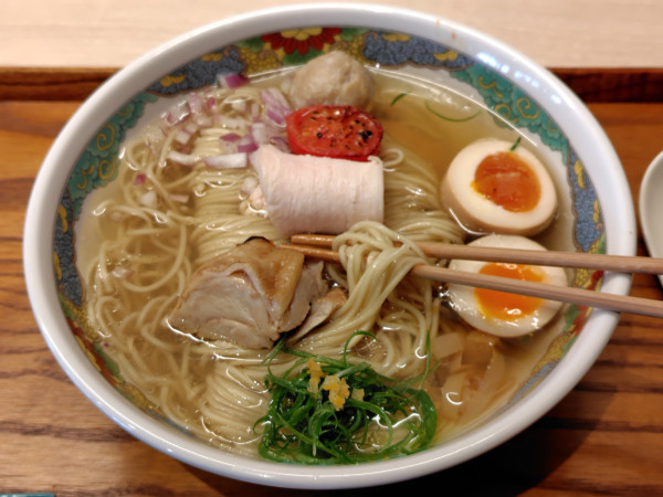 「味玉ゆず鶏塩·ごはん·今日のひとさじ」@渋谷中華そば saji.の写真