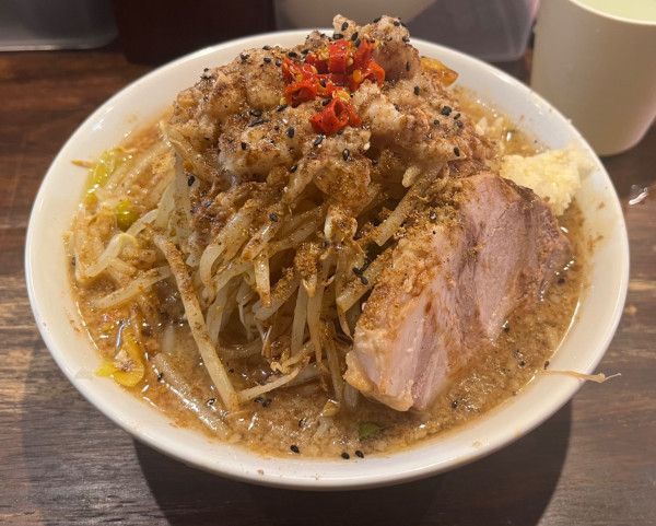 「ネパル麺 小 ニンニク少なめ野菜アブラマシマサラ」@ミゾグチヤ 東十条店の写真