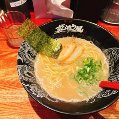 ラー麺 ずんどう屋 梅田店の画像