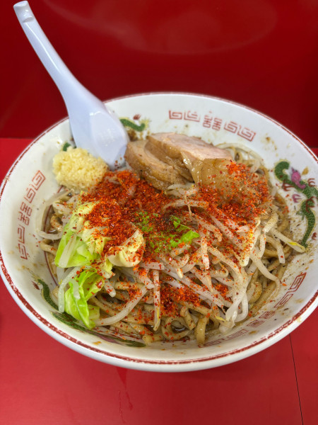 「煮干しまぜそば」@赤ひげラーメンの写真