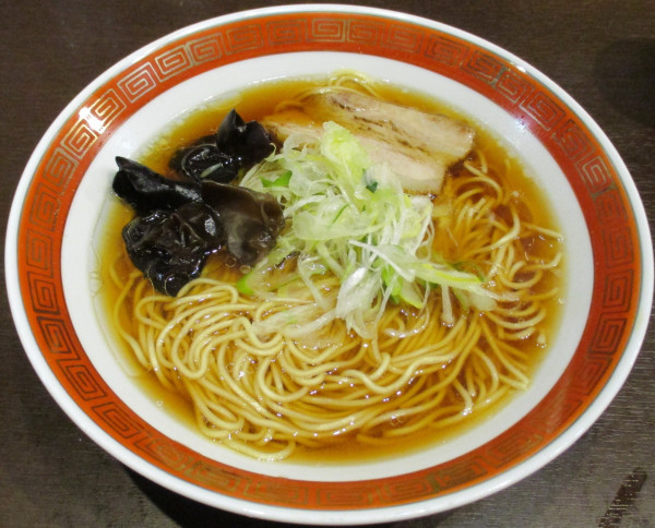 「豚ラーメン醤油　500円※オープンキャンペーン価格」@ラーメン NO.ONE 町屋店の写真