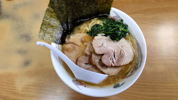 「チャーシュー麺（1,000円）+ライス（100円）」@たかさご家 本店の写真