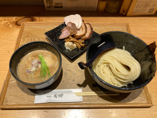 「焼豚つけ麺 大」@麺屋 周郷 新橋店の写真