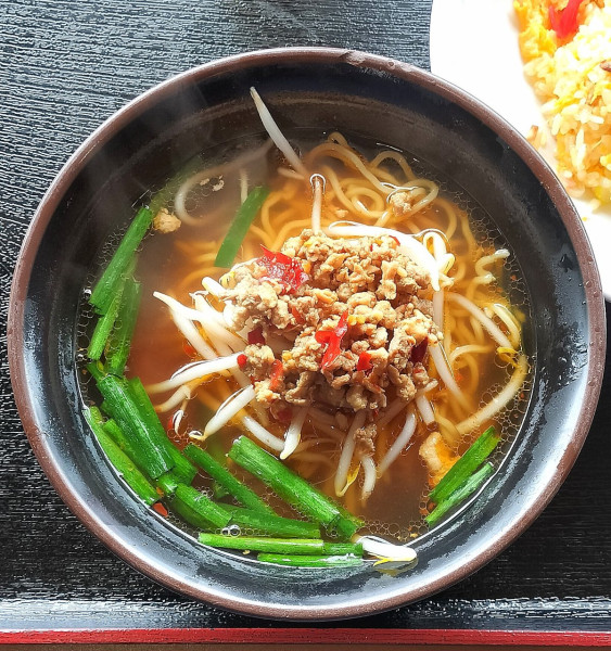 「台湾ラーメン＋炒飯のセット 780円+税」@長楽 常滑店の写真