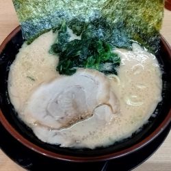 豚骨醤油ラーメン_850円