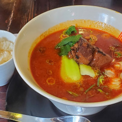 四川辣麺 西中島店の画像