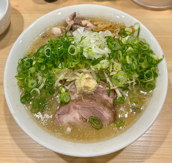「味噌ラーメン大盛 ネギ もやし 1200+200+100円」@三ん寅の写真