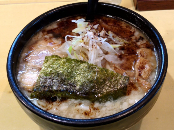 「こってりらーめん（太麺）」@麺屋 天王の写真