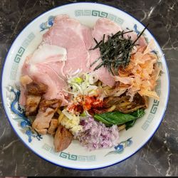 ニンニク唐辛子雨まぜ (¥1,000)