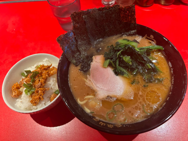 「ラーメン　辛ネギまぶし」@厚木家の写真