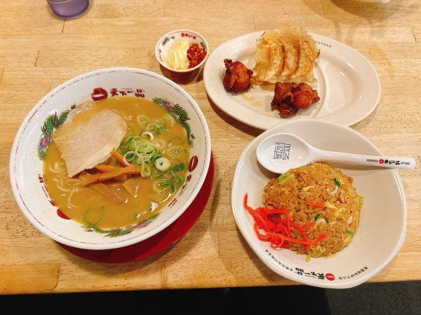 「よくばり定食」@天下一品 博多駅前店の写真