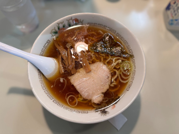 「中華そば 950円(税込)」@春木屋 吉祥寺店の写真