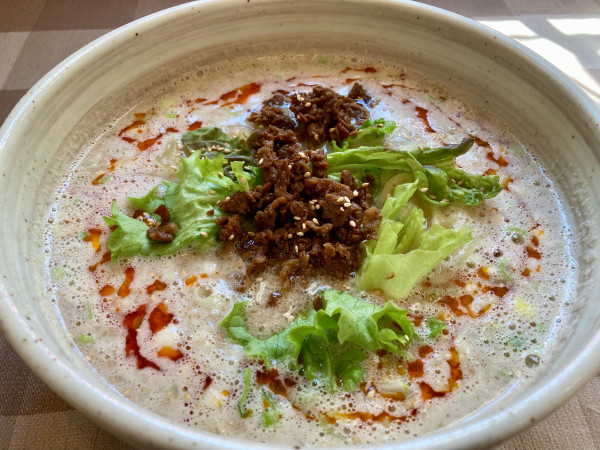 「白胡麻担々麺」@中華食堂 担担の写真