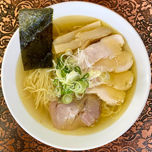 「塩らーめん 大盛 ¥950円（鶏チャーシュー3枚TP＋180円）」@麺屋 なか乃の写真