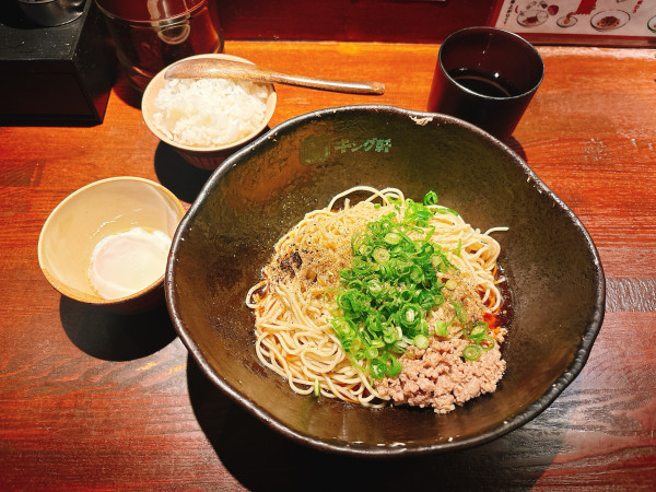 「汁なし担担麺」@汁なし担担麺専門 キング軒 本通店の写真
