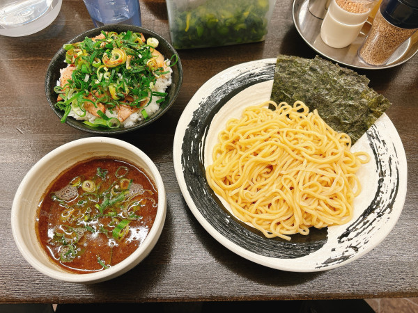 「魚介豚骨つけ麺＋チャーシュー丼」@零式無邪気の写真