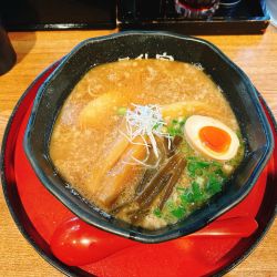 倉敷煮干しラーメン