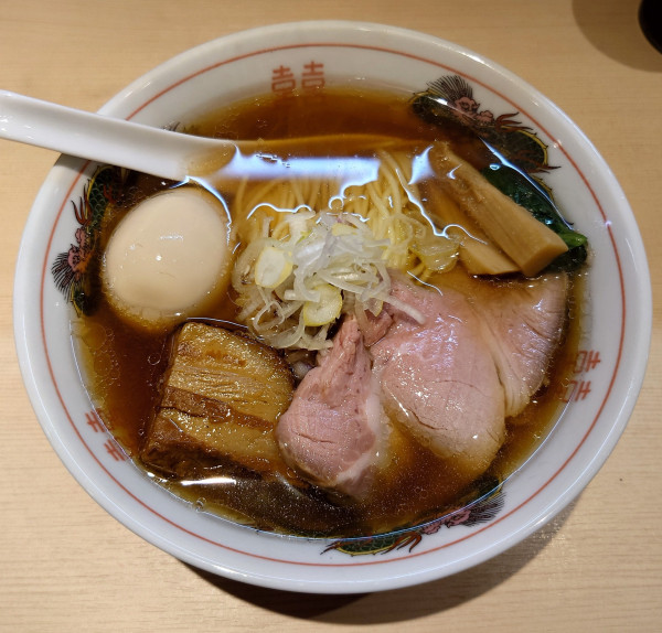 「特製中華そは(1200円)」@中華そば 須紗の写真