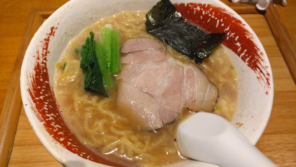 「にんにくラーメン」@麺々の写真