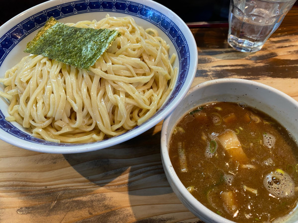 「つけ麺(平打ち・醤油)」@らーめん嗟哉の写真