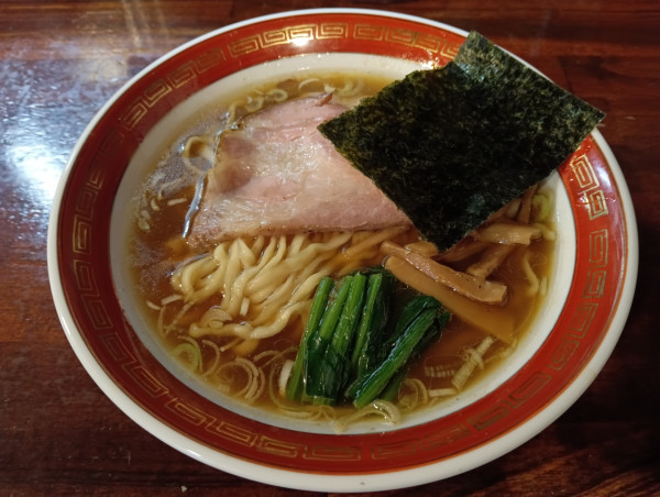 「しょうゆ・平打ち（¥650）」@麺処 懐やの写真