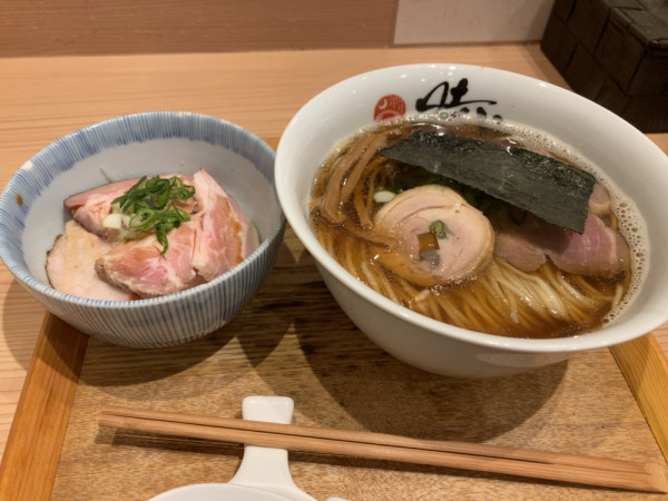 「ラーメンと肉飯」@中華蕎麦 時雨の写真